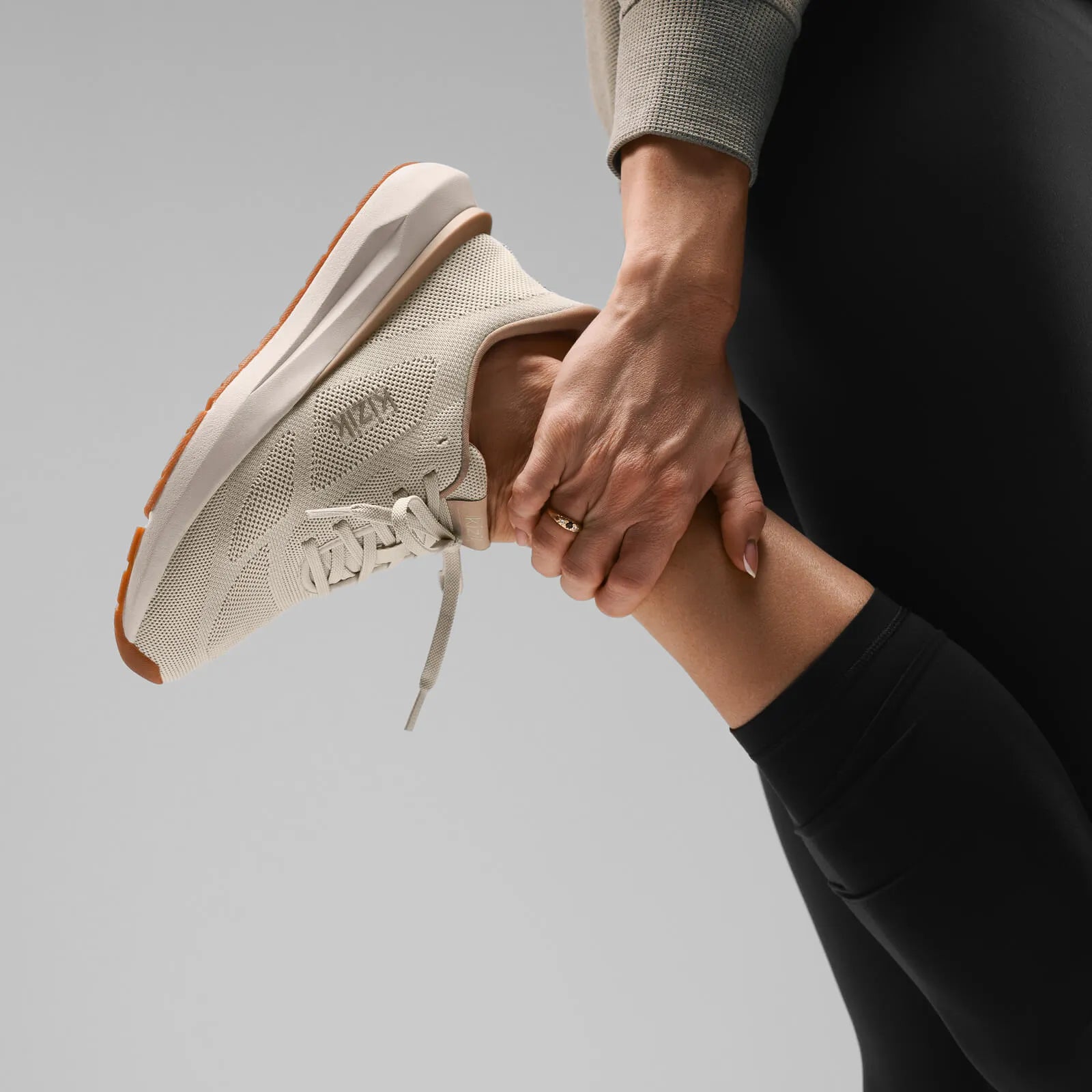 Women's Athens 2 Knit - Oatmeal/Warm Taupe